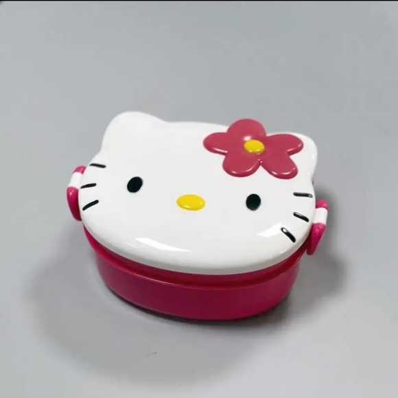 Hello Kitty Bento box , comes with spork (half spoon half fork) - Picture 4 of 6